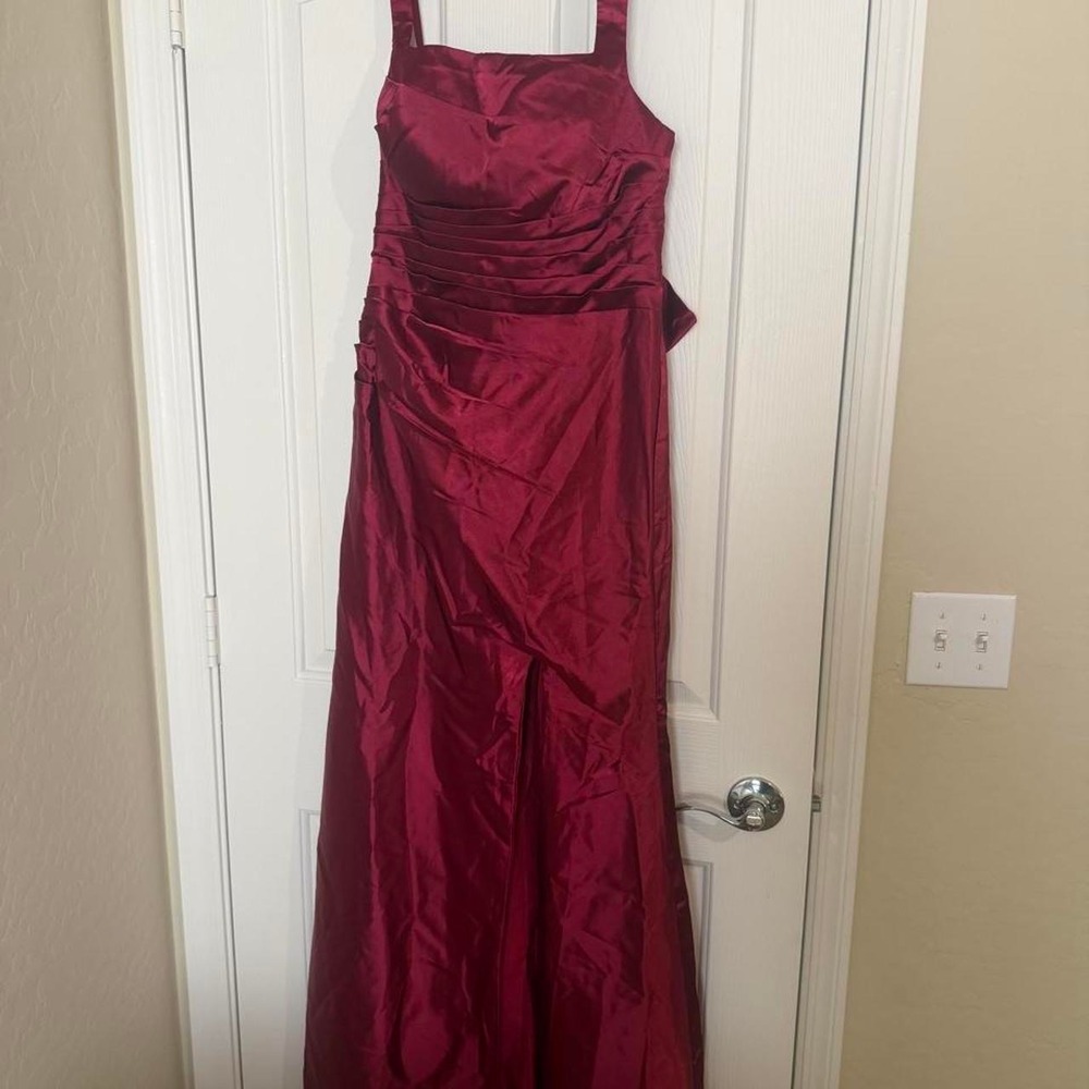 Burgundy Ruched Maxi Dress Corset Back Sheer Shawl Formal Eveningwear Size 10